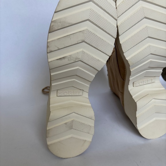 Sorel Women's tan leather waterproof Hi-Line Lace Heel Boots size 11 NWT - Picture 5 of 9